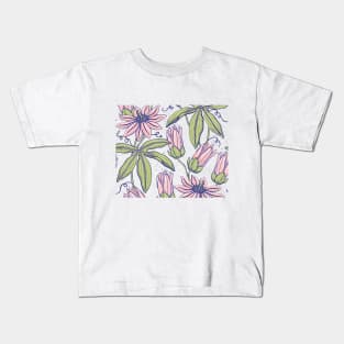 Green and Pink hydrangea foliage flower pattern Kids T-Shirt